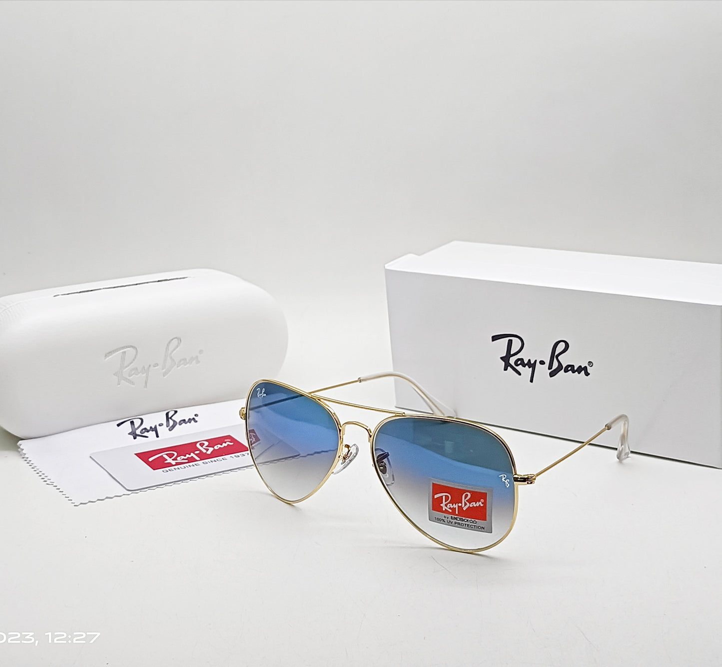 RAY-BAN Blue Shade & Gold 3026 Oval Aviator Metal Trendy Hot Favourite Wintage Sunglass For Unisex.