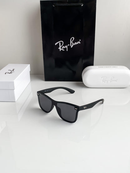 RAY-BAN New Addition Black & Black 650 Wayfarer Sunglass For Unisex