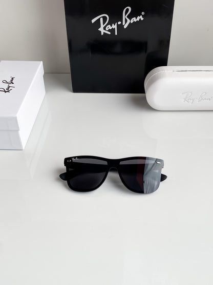 RAY-BAN New Addition Black & Black 650 Wayfarer Sunglass For Unisex