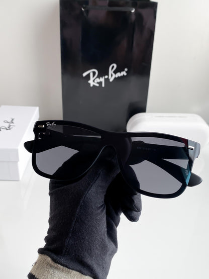 RAY-BAN New Addition Black & Black 650 Wayfarer Sunglass For Unisex